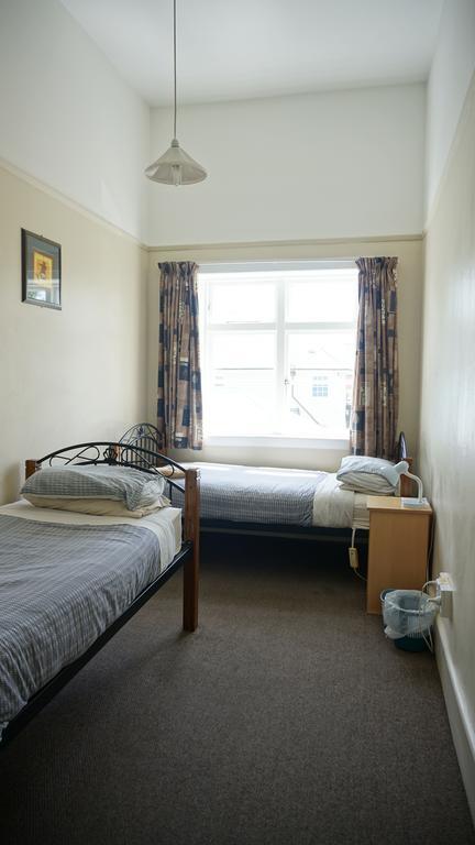 Dorset House Backpackers Hostel ไครสต์เชิร์ช ภายนอก รูปภาพ