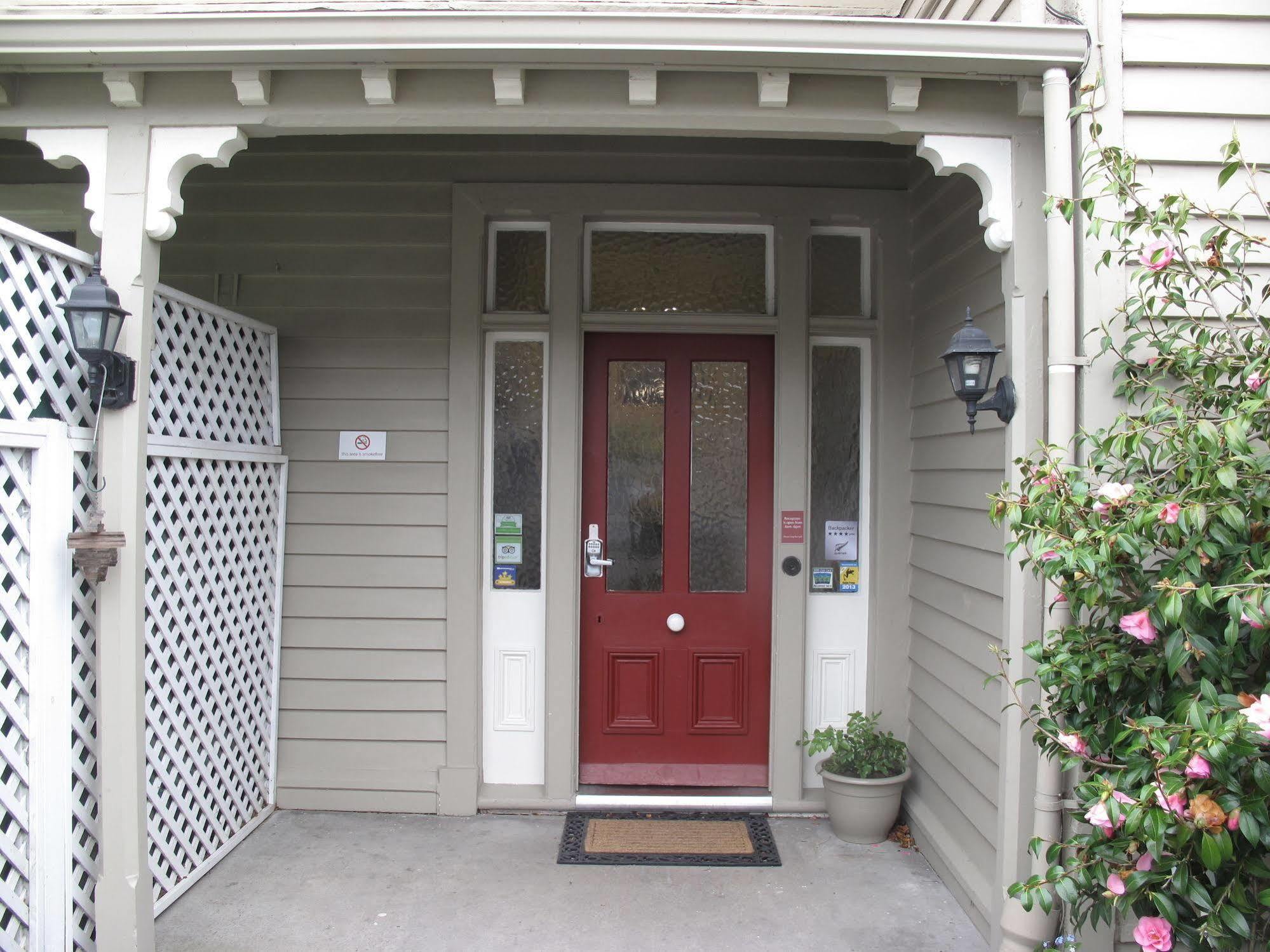 Dorset House Backpackers Hostel ไครสต์เชิร์ช ภายนอก รูปภาพ