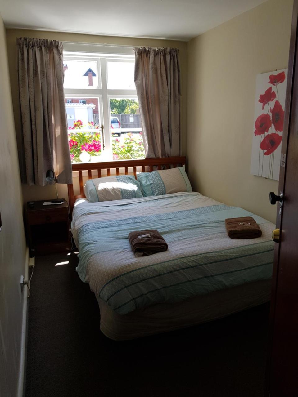 Dorset House Backpackers Hostel ไครสต์เชิร์ช ภายนอก รูปภาพ