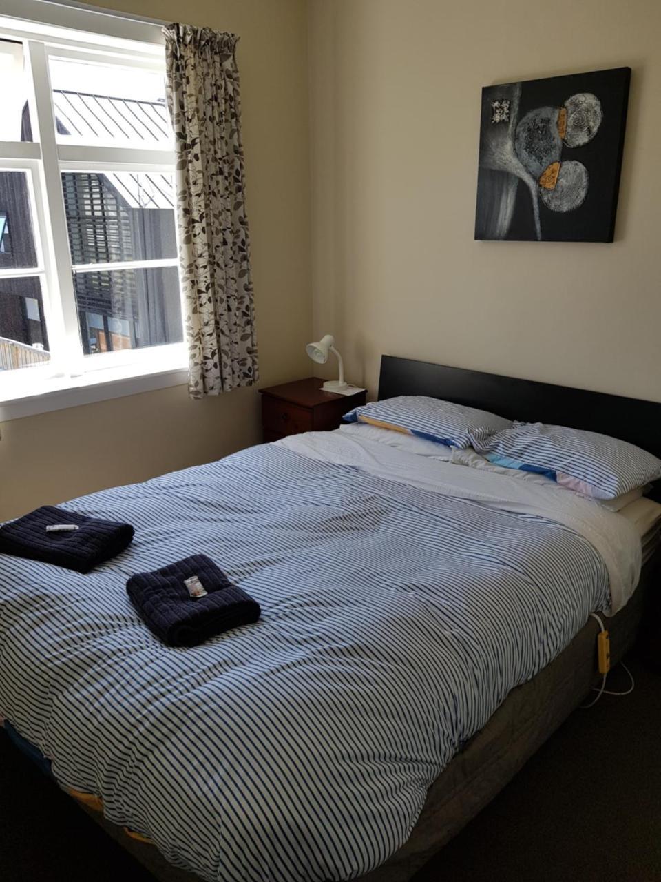 Dorset House Backpackers Hostel ไครสต์เชิร์ช ภายนอก รูปภาพ